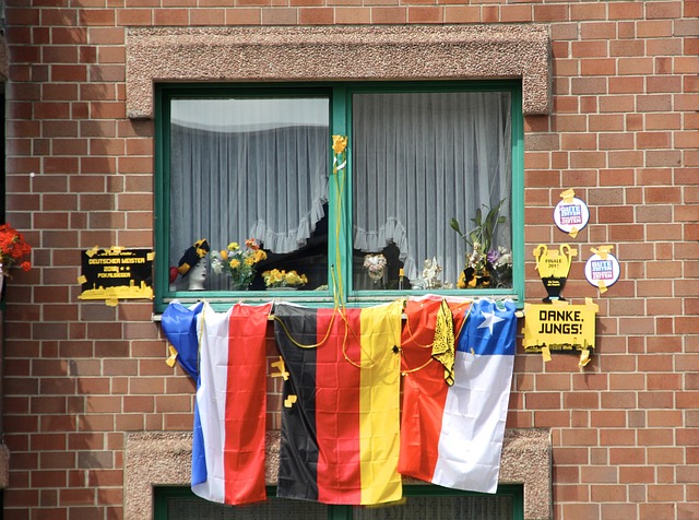 世体：罗克想回国并参加世俱杯，贝蒂斯不愿提前放人并要求赔偿金.